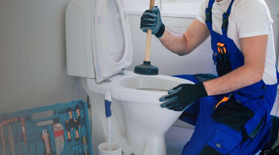 Professional emergency plumbing in Pittsboro, MS